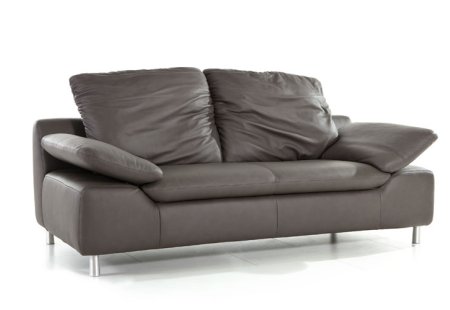 Evenly smoothing out cushions – before